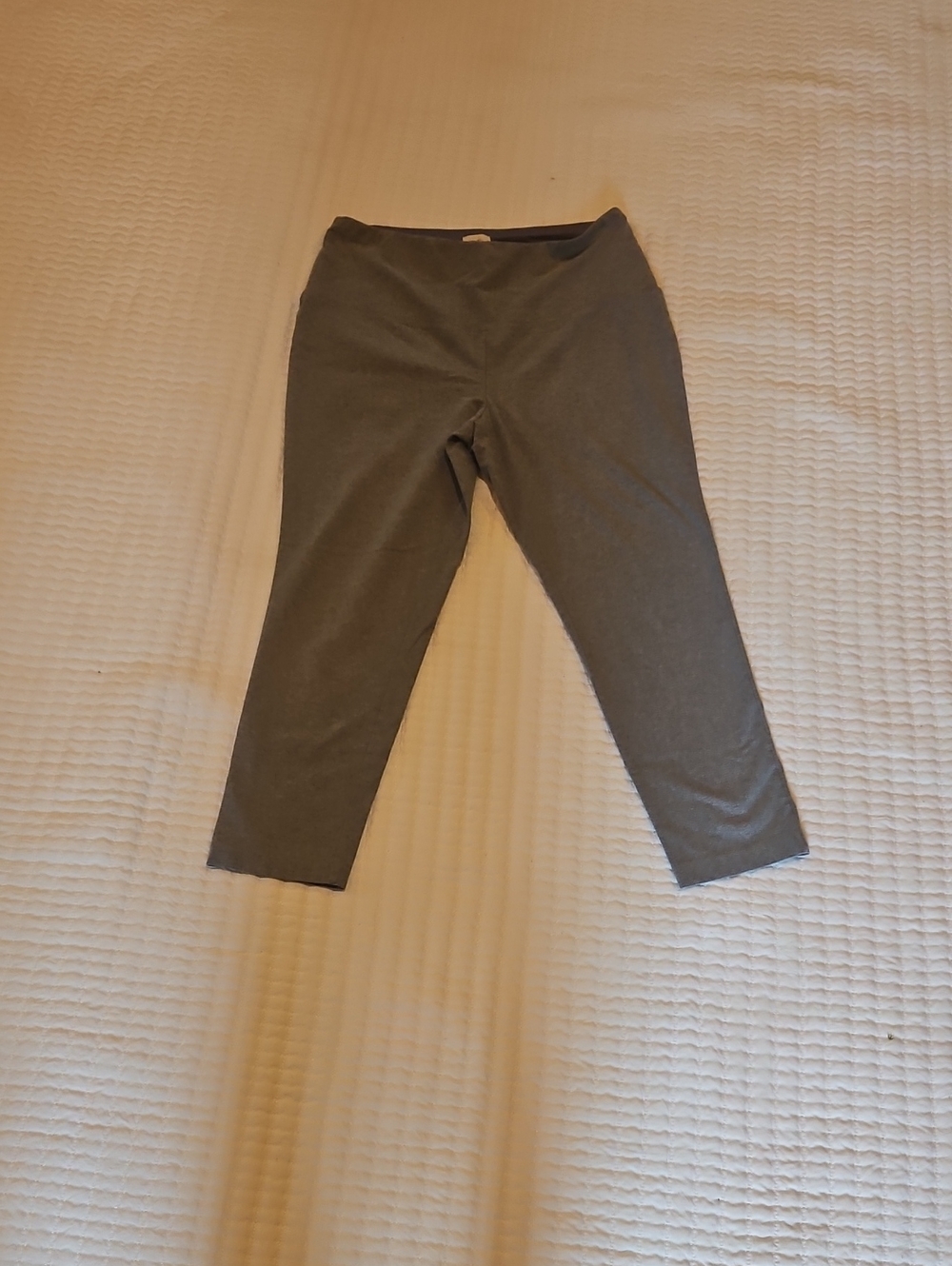 Chico's Zenergy Light Gray Waistband Bottom
